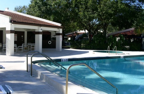 Palm Harbor Condo | Centrally Located Lakefront Luxury in the Heart of Tampa Bay