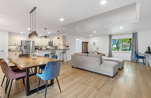Willoughby Acres House | Centrally Located Pool Home in Willoughby Acres
