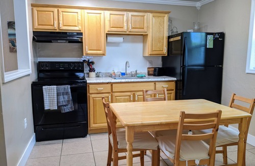 South Daytona House | Centrally Located South Daytona Bungalow - 5 minutes to the beach! ENTIRE HOME