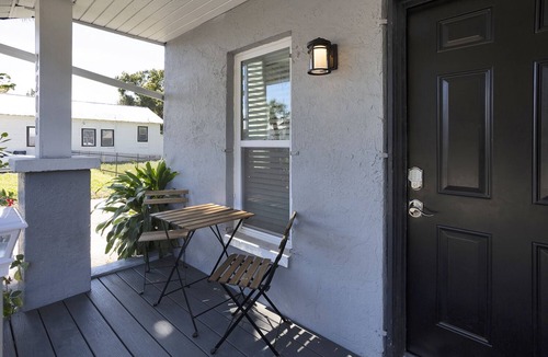 Historic Ybor House | Centro Ybor Glam Duplex- Unit A