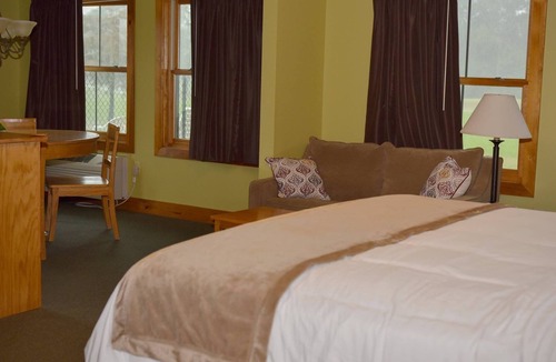 Delhi Cabin | Champions Black Bear Lodge