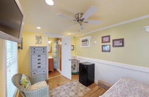 Old Town House | Charmayne's Cottages - Truman @ Duval
