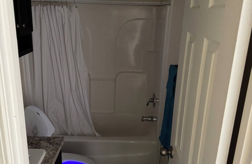 Myrtle Grove Apartment | Charming 1-bedroom apartment with AC, WiFi in beautiful Pensacola
