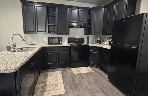 Voth Apartment | Charming 1-bedroom apartment with WiFi, AC in gorgeous Sour Lake #211