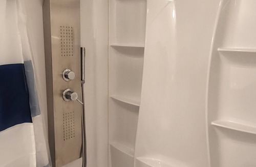 Panama City Apartment | Charming 1-bedroom bungalow oasis Panama City with AC, WiFi