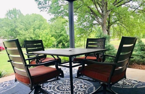 Oxford Apartment | Charming 1st Floor in Oxford: Walk to Ole Miss!