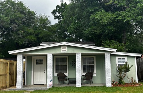 Wright House | Charming 2-bedroom cottage in lovely Fort Walton Beach