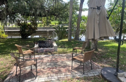 Fort Myers House | Charming 2-bedroom house with AC in North Fort Myers