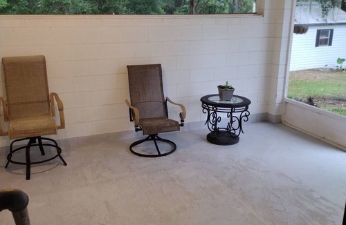 Ocala House | Charming 2-bedroom, 1 bath, game room, patio fenced.in lovely Ocala