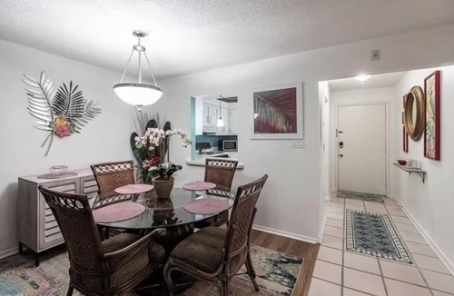 Lely Golf Estates Condo | Charming 2-bedroom, 2 bathroom condo with WiFi, AC in South Naples with lanai