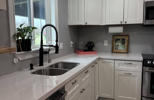 Georgetown Cottage | Charming 2-bedroom cottage in lovely Georgetown TX