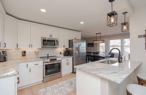 Little Elm Cottage | Charming 2-bedroom cottage in peaceful Little Elm with WiFi, AC