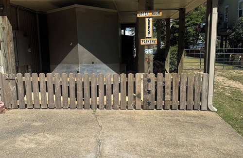 Fairhope Apartment | Charming 2-bedroom Fish River view upstairs apartment in wonderful Fairhope AL