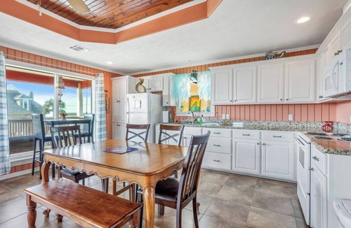 Holly Beach House | Charming 2-bedroom house in Cameron in the of community of Holly Beach