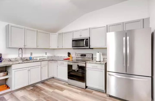 Saint Claude Apartment | Charming 2-bedroom apartment in Historically Fabulous New Orleans Bywater