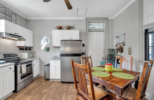 Bywater House | Charming 2BR Bywater cottage with parking & pet-friendly comfort. Minutes to French Quarter.