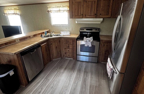 Buras House | Charming 3-bedroom, 2-bath house with AC in Buras