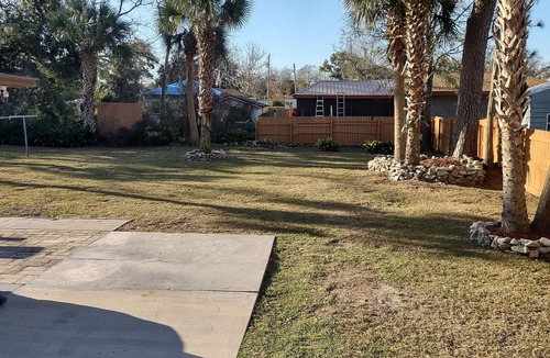 West Pensacola House | Charming 3-bedroom house in lovely Pensacola. 15 minutes to beaches