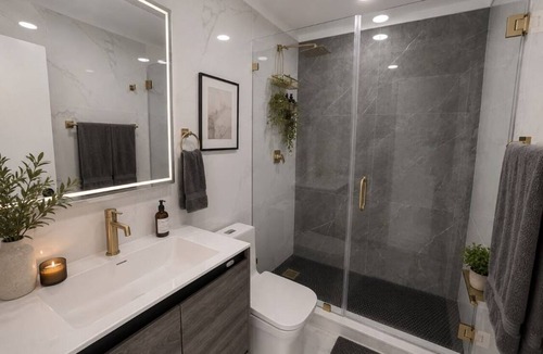 Egypt Lake-Leto House | Charming 3-bedroom house with AC in tranquil Tampa.