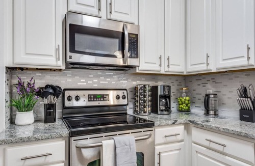 Frisco House | Charming 3-bedroom townhome with WiFi,AC in fabulous Frisco. Home away from home