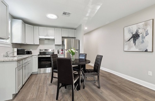 Milneburg House | Charming 3-bedroom house in vibrant New Orleans with WiFi, AC & Large Back Yard