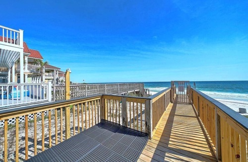Fort Bay House | Charming 3BD/3BA home in a gated community!