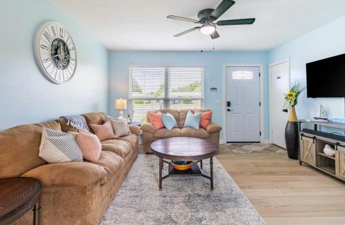 Sherwood House | Charming 3BR Home with Free Parking & Game Room