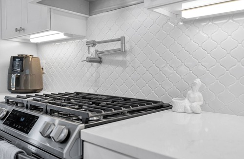 Arabi House | Charming 4-bedroom house with AC and WiFi in lovely Arabi