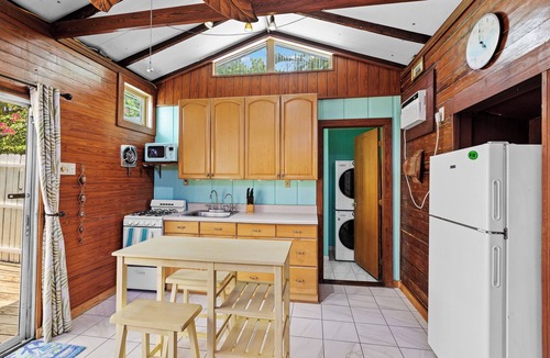 Uptown - Upper Duval Cottage | Charming Cottage in Old Town