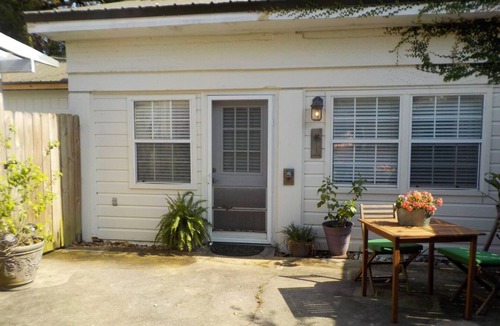 East Hill Cottage | Charming cottage in Pensacola