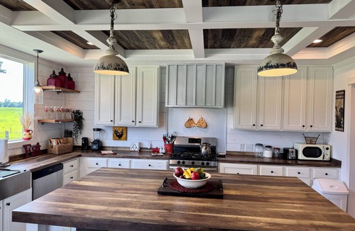 Harrison County House | Charming farmhouse stay at Hay Meadow Acres in Diana, TX — enjoy country living.