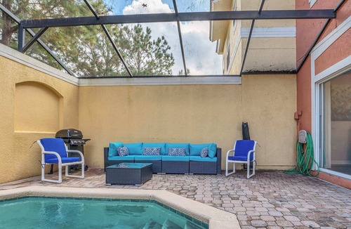 Kissimmee House | Charming home w/hardwood floors, Huge private pool