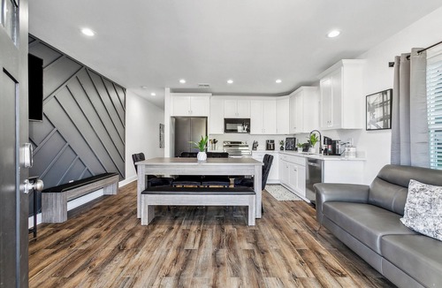 Marlyville - Fontainebleau Apartment | Charming NOLA Oasis