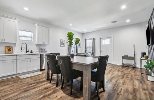 Marlyville - Fontainebleau Apartment | Charming NOLA Oasis