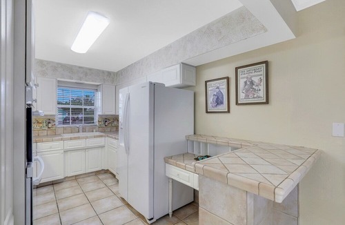 Marco Island House | Charming waterfront house w/ heated pool & direct boating access to Gulf