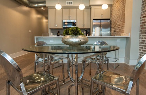 Central Business District Hotel | Chic New Orleans CBD Escape: Historic Charm + Modern Comfort Near Nightlife