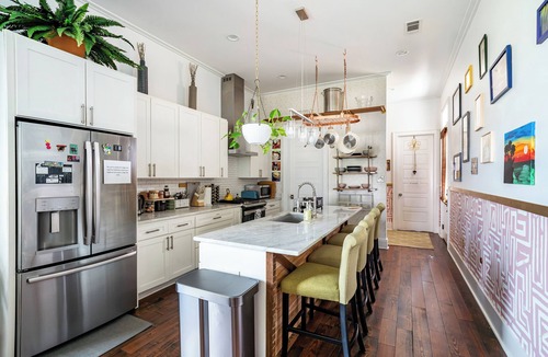 Leonidas House | Chic Surroundings in Uptown New Orleans!