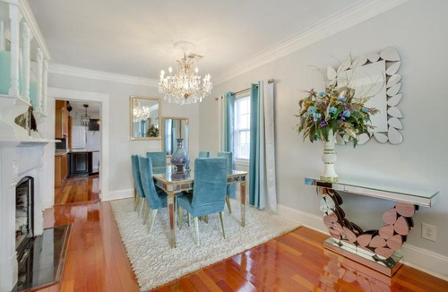 Central Carrollton Association House | Chic Uptown NOLA Home w/Free Parking
