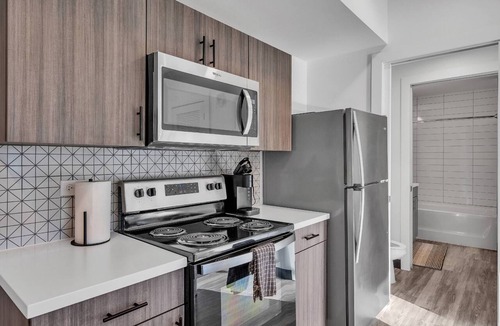 Zephyrhills Condo | Chic Wellness Retreat | 2 King Suites Near Tennis & Pickleball