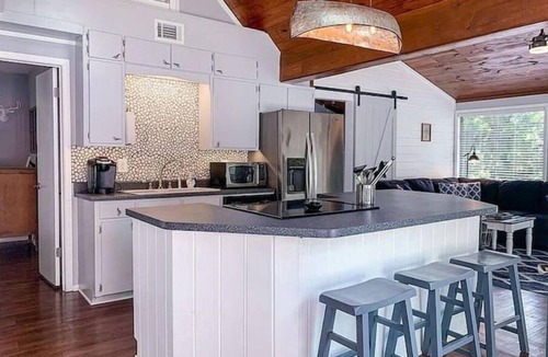 Scroggins Cabin | Clancy's Canoe: Lakefront Cypress Springs Cabin, Boat Slip, Kayak, Deck & More