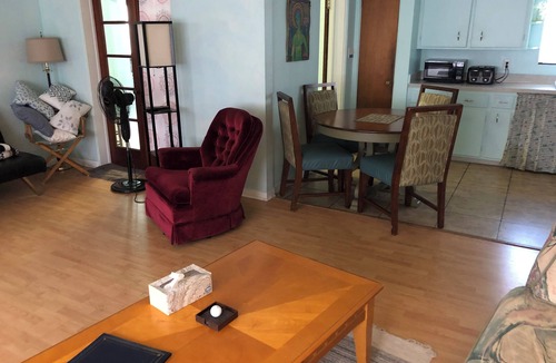 DeLand House | Classic Florida 2-bedroom house with AC in quaint DeLand