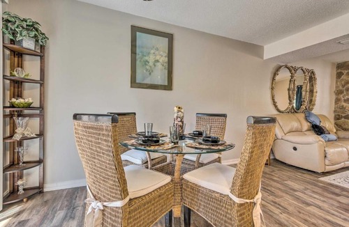 East Pensacola Heights House | Classic Townhome Less Than 9 Mi to Pensacola Beach!