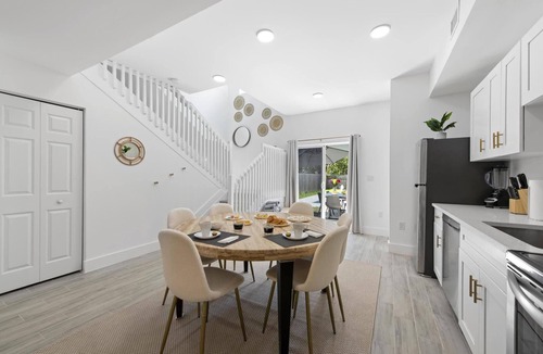 Liberty City House | Classic Vibes Home 3BR/2.5BA & Private Pool!