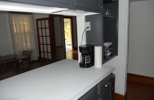 Bayou St. John Apartment | Clean Spacious Apt. near City Park, Fairgrounds