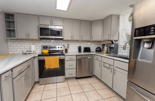 Panama City House | Close to Down town Panama City, ST. Andrews and a short drive to the beach!