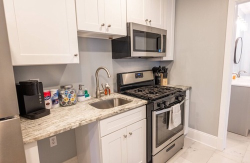 Saint Roch House | Close to Frenchmen, great bars and restaurants nearby