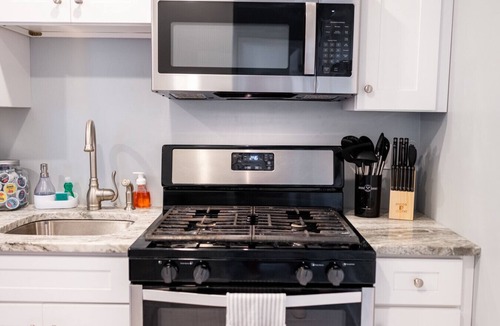 Saint Roch House | Close to Frenchmen, great bars and restaurants nearby