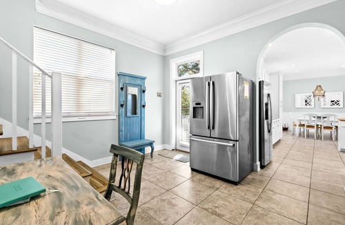 Sugarwood Beach House | Close to Seaside and Beach, Heated pool, 6 seater Gem Cart, pet friendly
