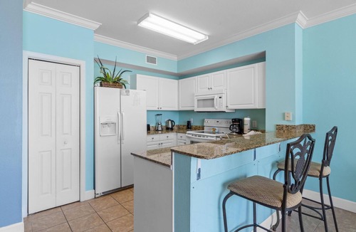 El Centro Beach Condo | "Coast Away" PCB #313 2 Bedroom Sleeps 7