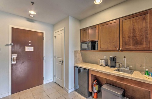 Sandestin Apartment | Coastal Condo: Patio & Free Resort Amenities!